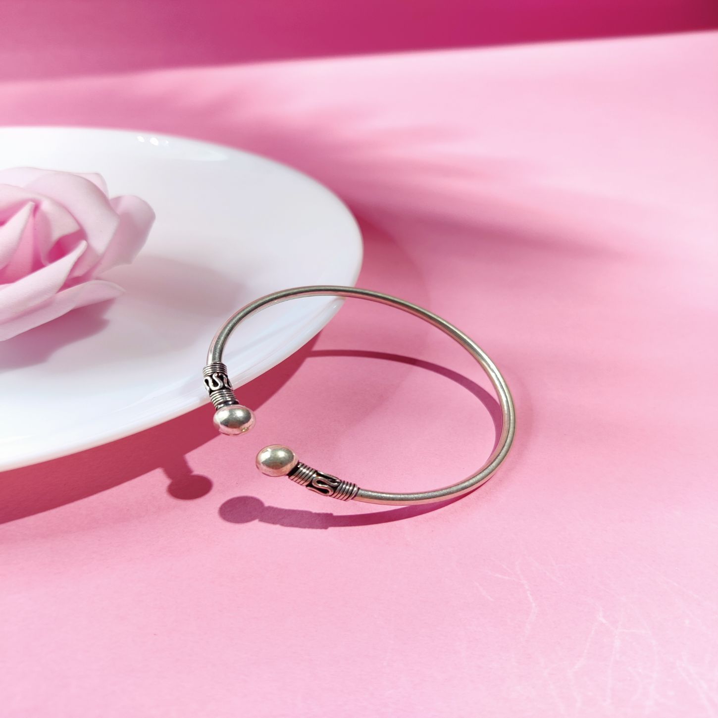 Buy Piaget White Gold Possession Diamond Open Cuff Bracelet for Women  Online @ Tata CLiQ Luxury